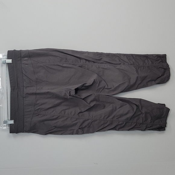 The North Face Pull On Ribbed Drawstring Waist Cropped Pants Gray - Picture 4 of 11